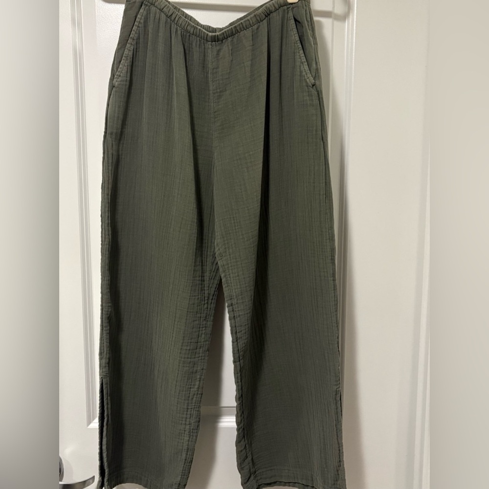 NWT! GAP Gauze Easy Split-Hem Pants - Size Small 🖤 877642 - Picture 7 of 9
